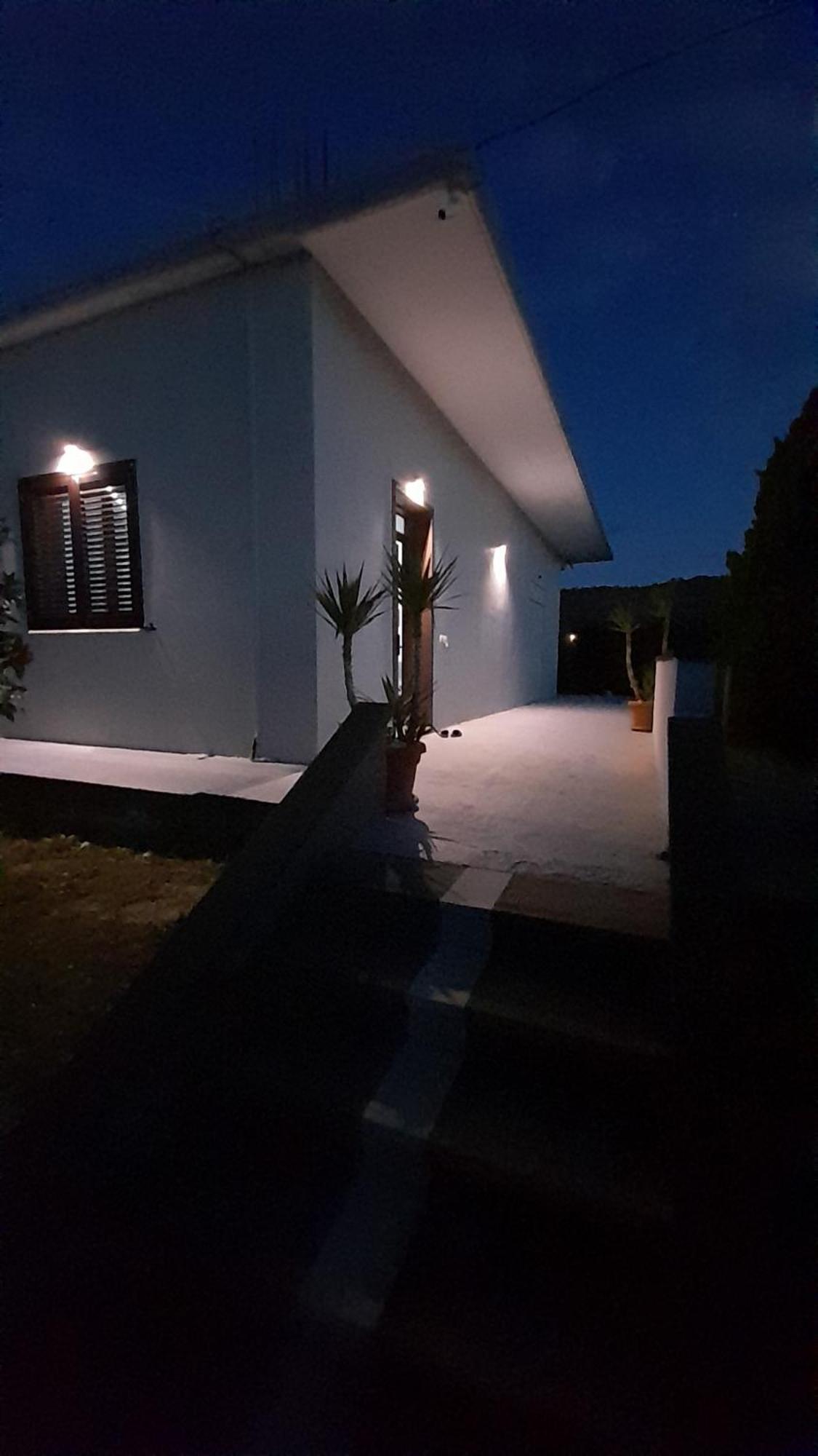 A&A House Guest House Berat Bagian luar foto